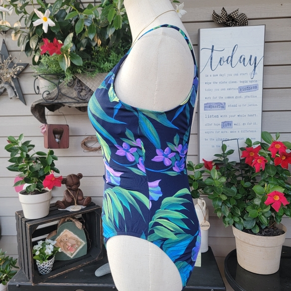 TRANSFORM ♡ Sweet 1pc Multi Color Floral Open Back Padded Bralette Swimsuit 12 - Picture 6 of 16